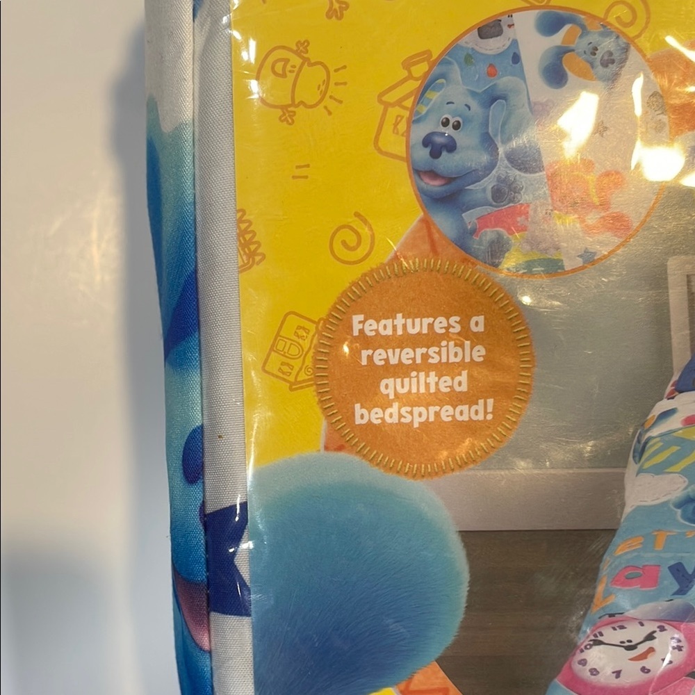 Nickelodeon Blue's Clues & You! 4-Piece Toddler Bed Set - Picture 4 of 6